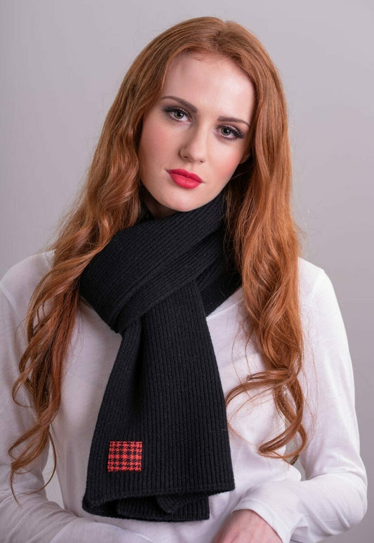 Black Cashmere Ribbed Scarf